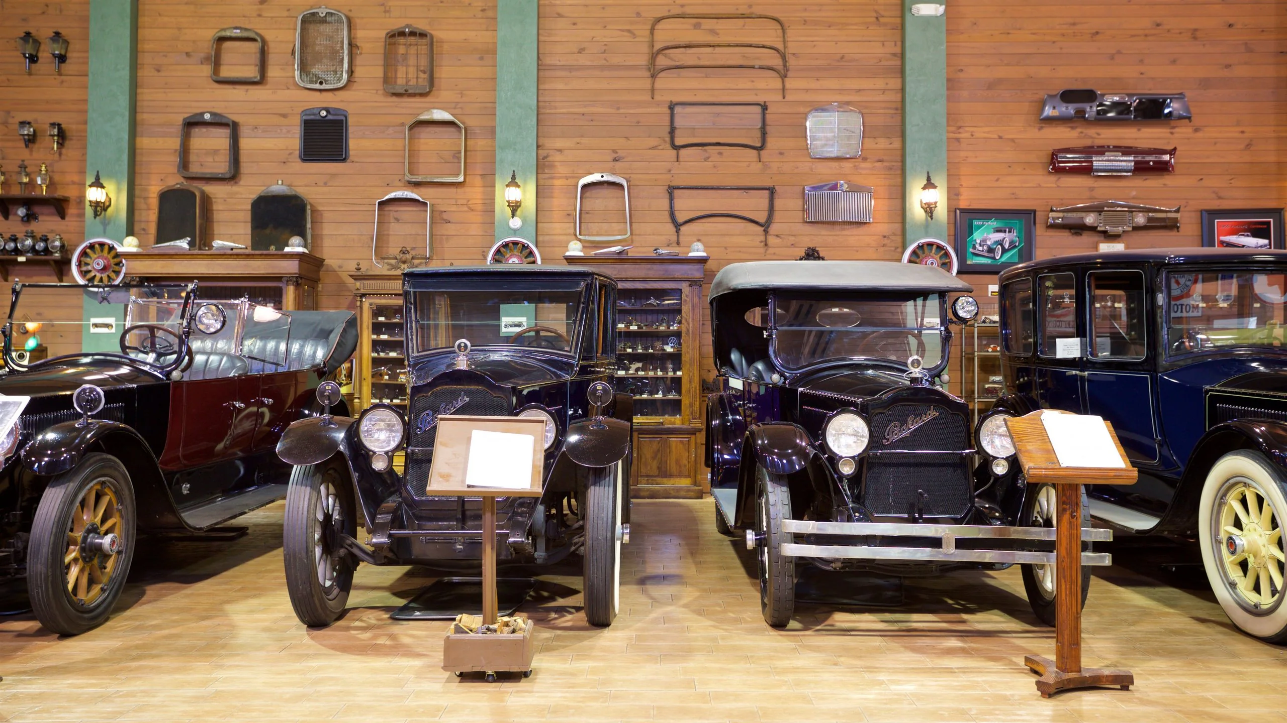 Explore the Fort Lauderdale Antique Car Museum with Ease — Amped Auto Rentals, South Florida
