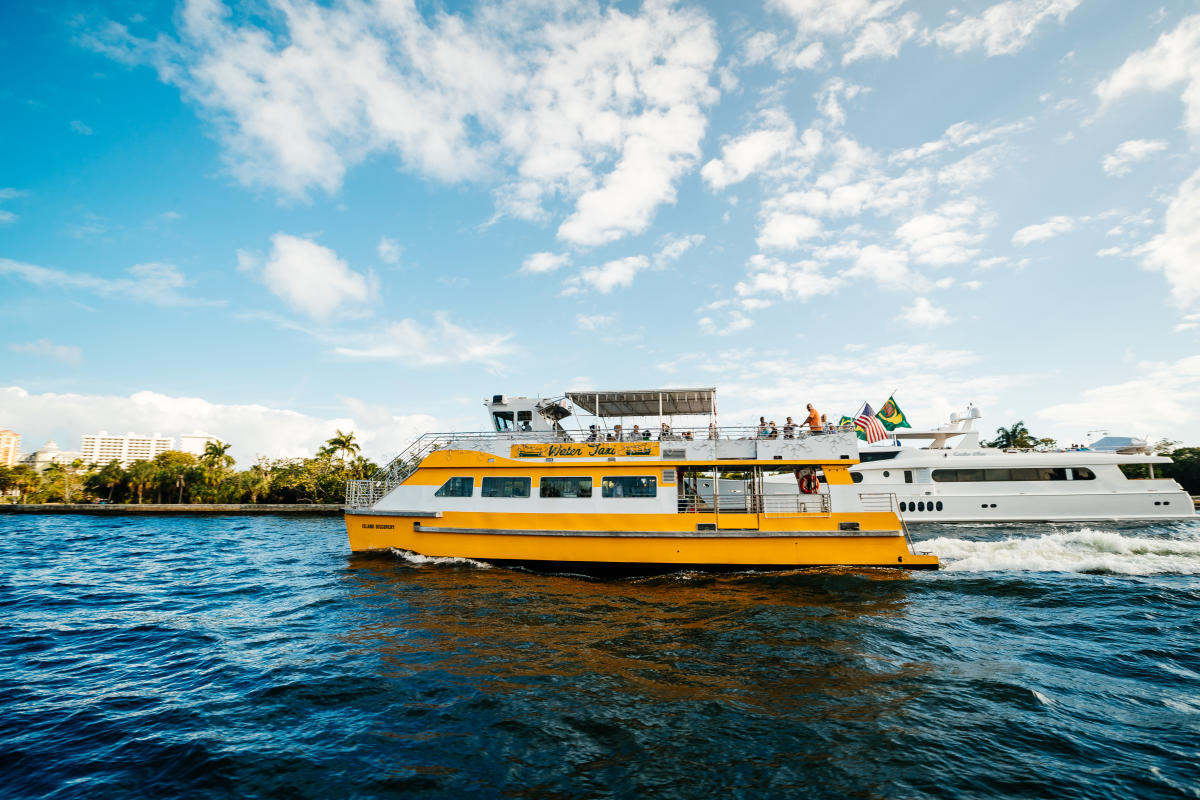 Fort Lauderdale Water Taxi: Where to Stay, What to See, and How to Explore South Florida the Smart Way