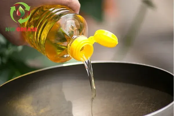 10 Mistakes Restaurants Make With Used Oil