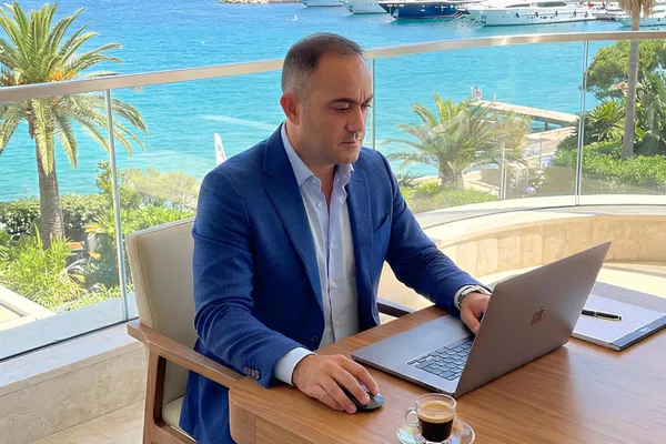 Quello che non vedi può influenzare il tuo spazio: la verità sul "clima elettromagnetico" in casa