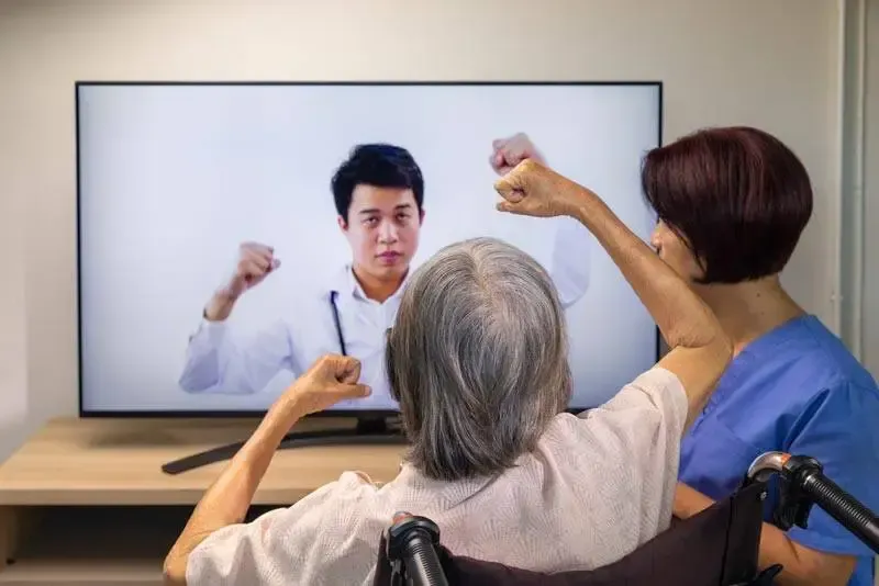 Engaging Activities for Alzheimer’s Patients: Enjoyable Ways to Promote Social Interaction