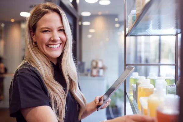 Winter Clean Your Business: 5 Steps to Clear the Clutter and Start 2026 with Focus, Space and Strategy