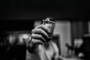 Uw werknemer uitbetalen in crypto? Het Arbeidshof te Antwerpen staat op de rem!