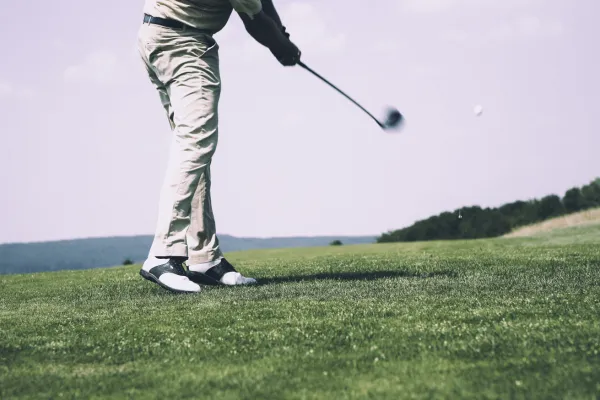 Golfers, Hikers, and Walkers – Don’t Ignore These Foot Signs