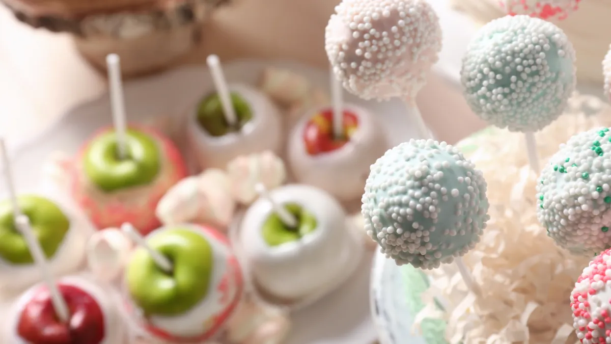 Custom cake pops for parties Burbank CA