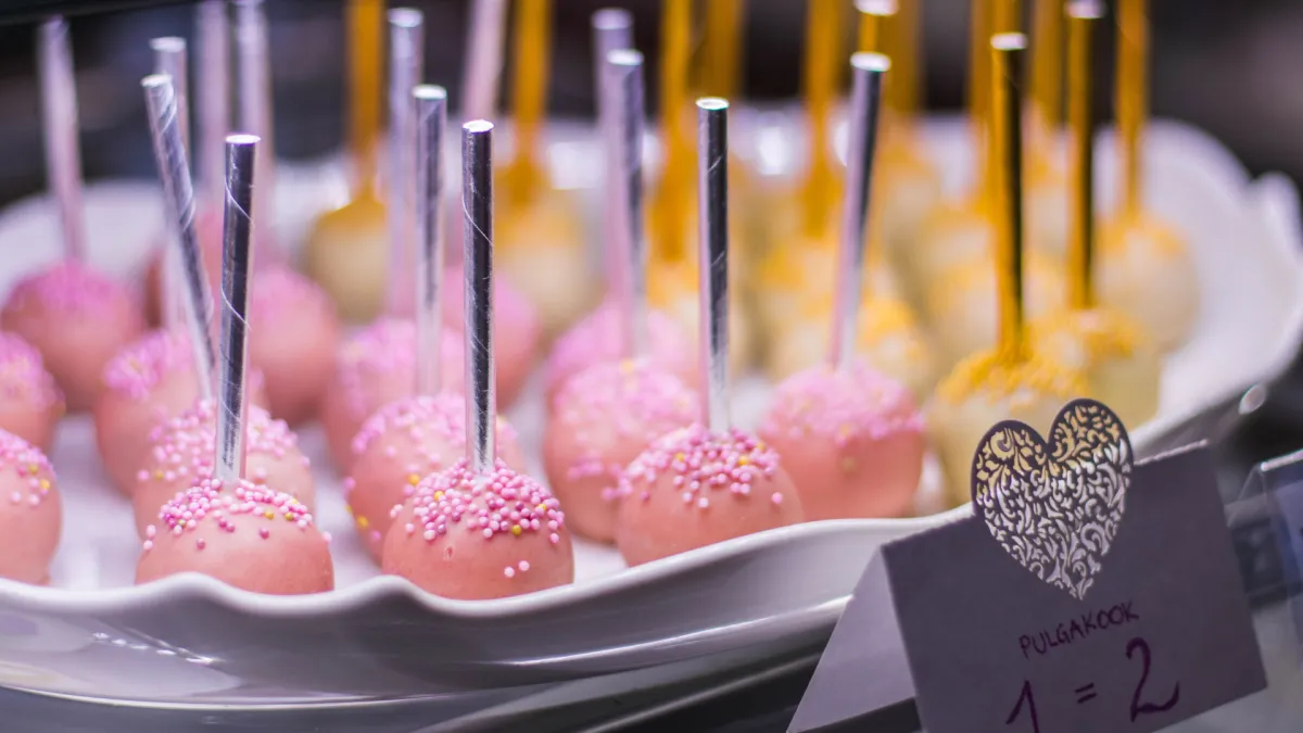 Colorful cake pops for kids Lake Balboa CA