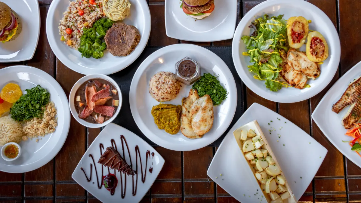 vegan restaurant Lake Balboa CA