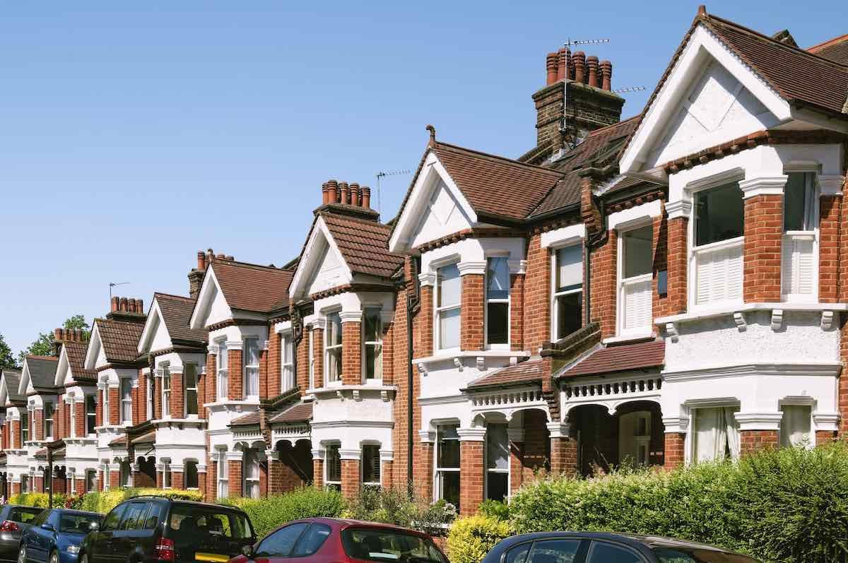 Why UK Property Investing Isn’t just for the Ultra-Wealthy - Investment Ian