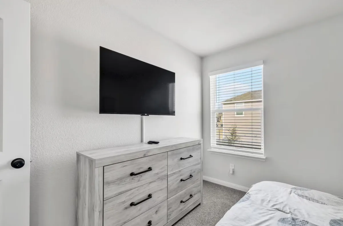 Airbnb Manager Job Description: Roles, Responsibilities & Teams