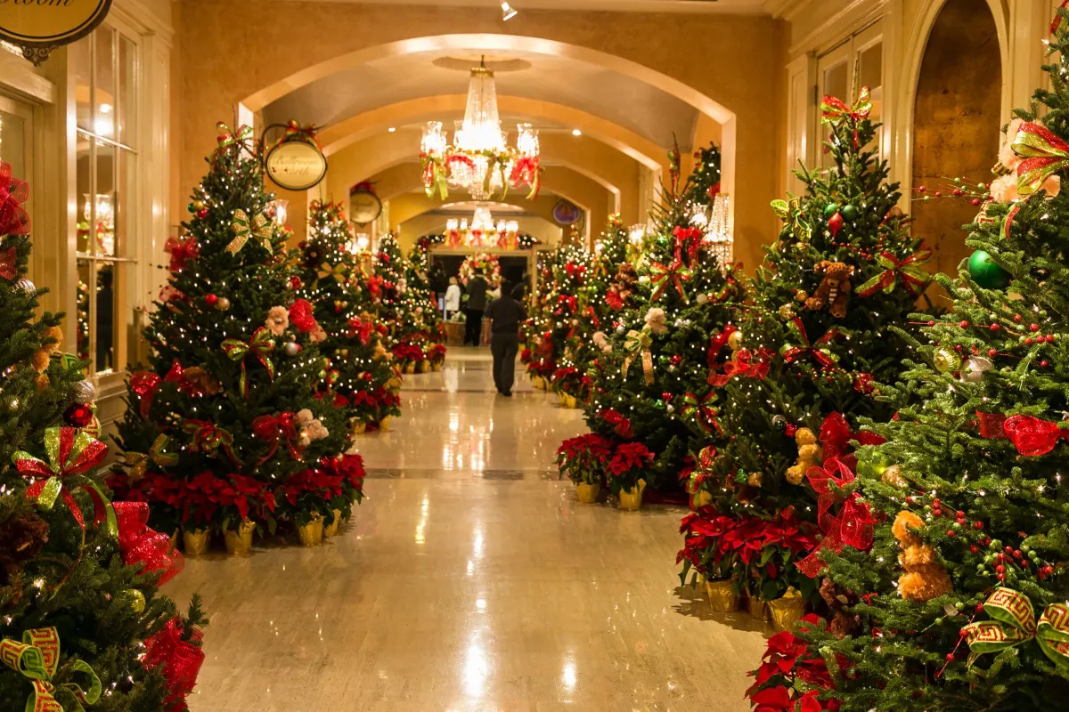 Stunning hotel Christmas event decorations transform spaces into luxurious winter wonderlands filled with holiday spirit.