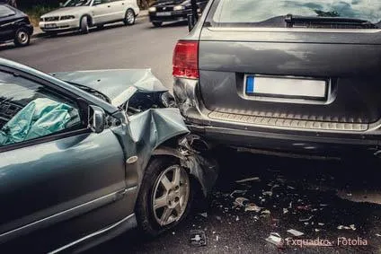 VERKEHRSUNFALL IM AUSLAND – WAS TUN?