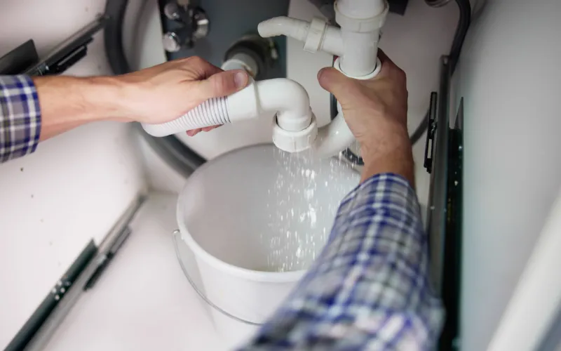 Emergency leak repair
