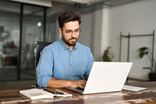 How AI Chatbots Improve Customer Retention with Personalized Experiences