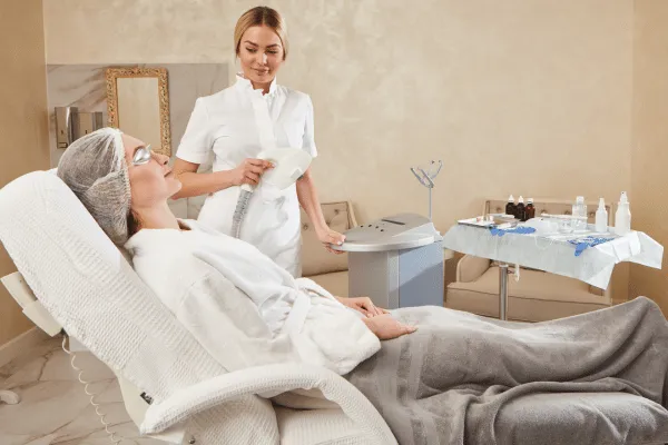 Beyond the Hospital: The Rise of Aesthetic Nursing Careers