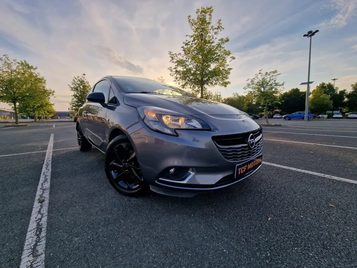 Rénovation des optiques de phares : Améliorez la visibilité et l’esthétique de votre voiture