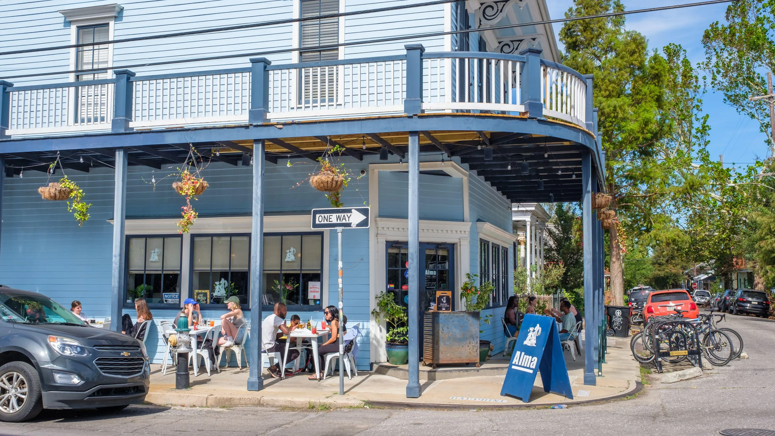 Alma Café: A Soulful Culinary Journey in New Orleans