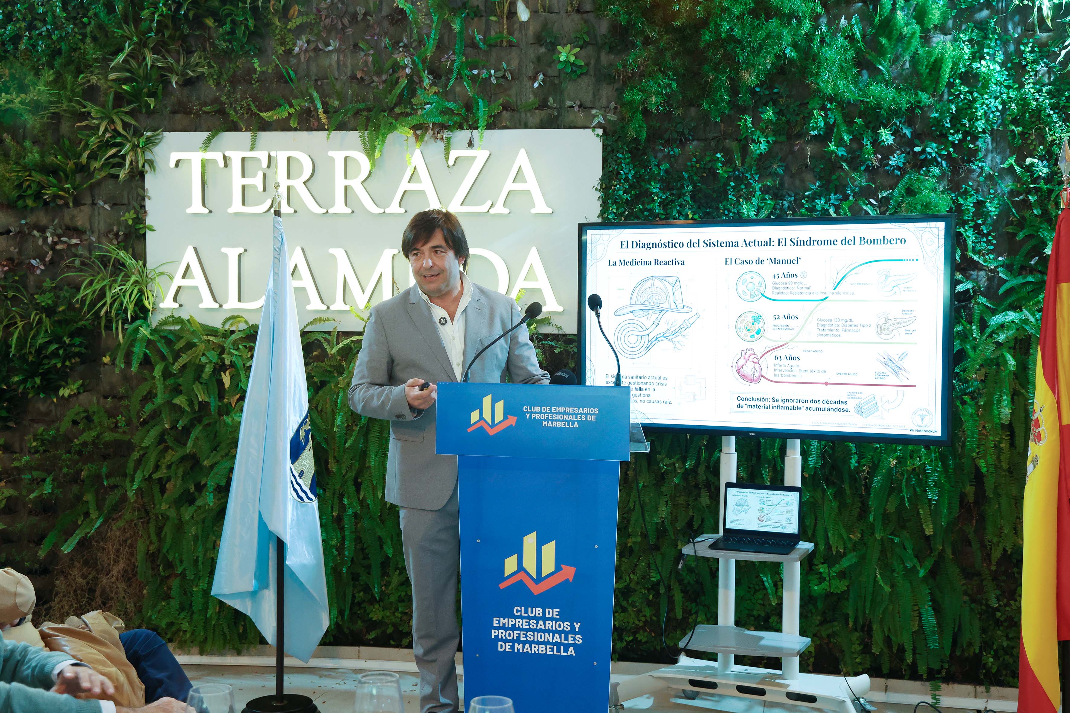 Conferencia del doctor Martínez Peñalver