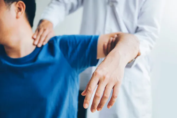 Sports Injuries and Neck Pain: How Physiotherapy Helps Athletes Recover