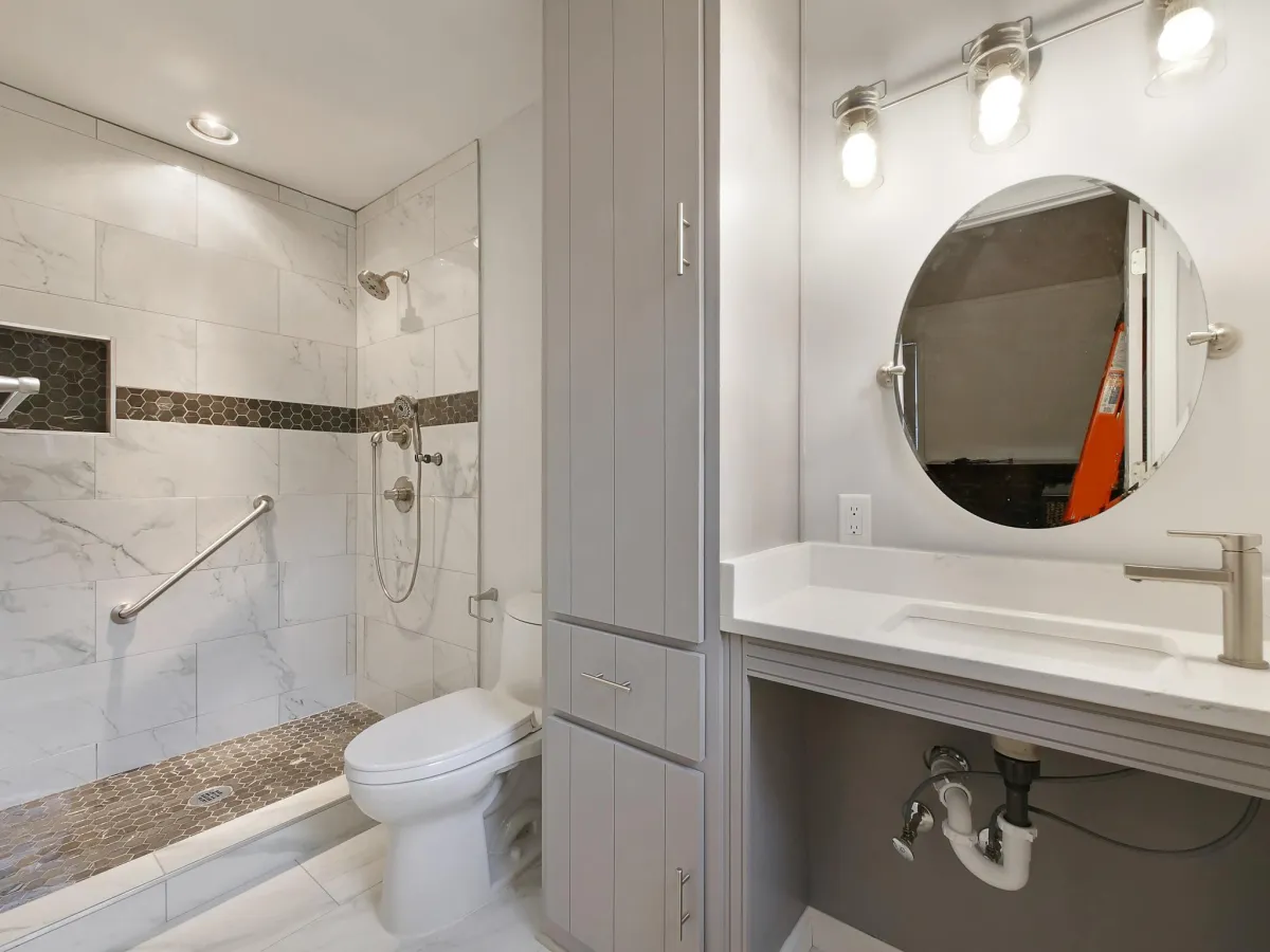 Alabama Construction Pros Bathroom remodel 