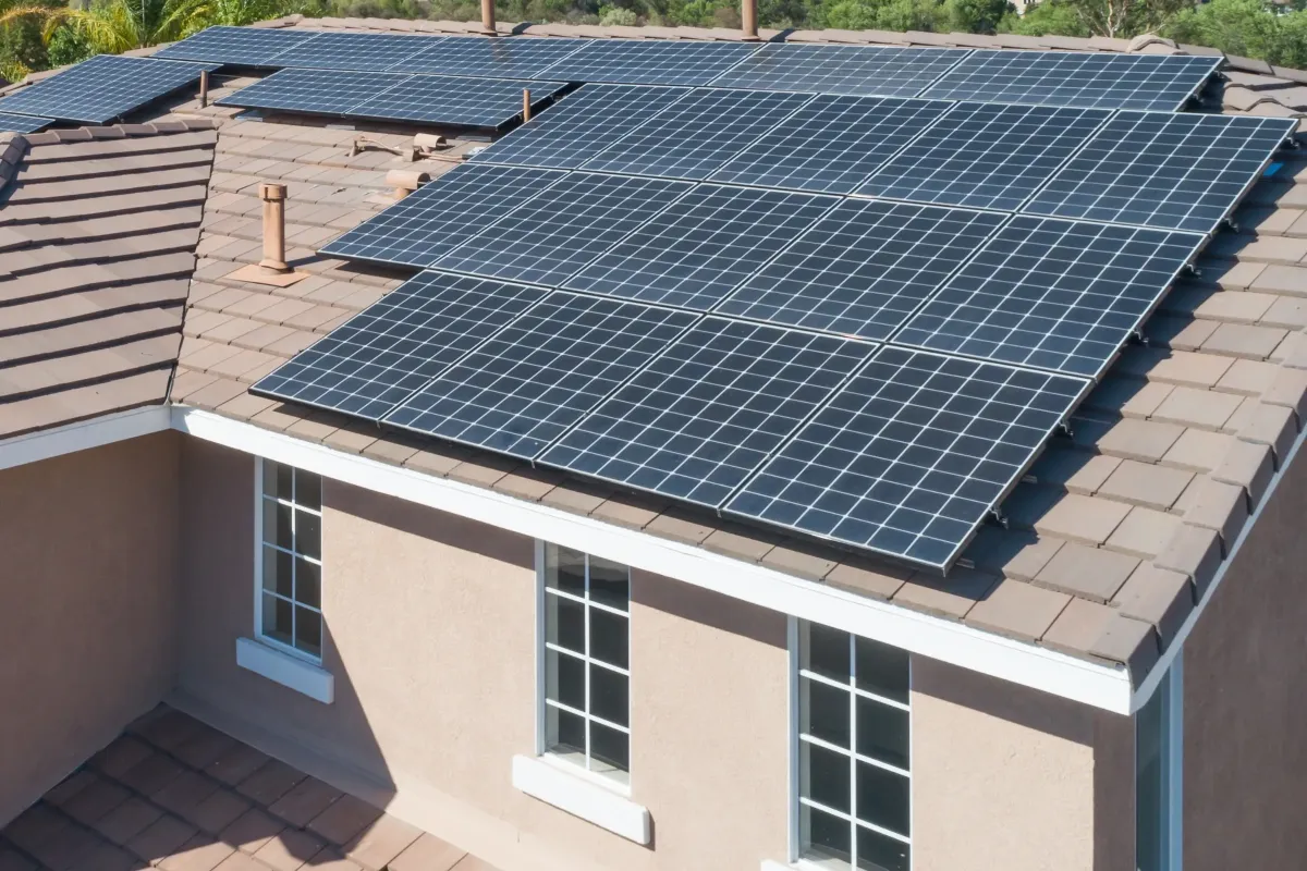 East or West Solar Panels: Birmingham 2025 Guide