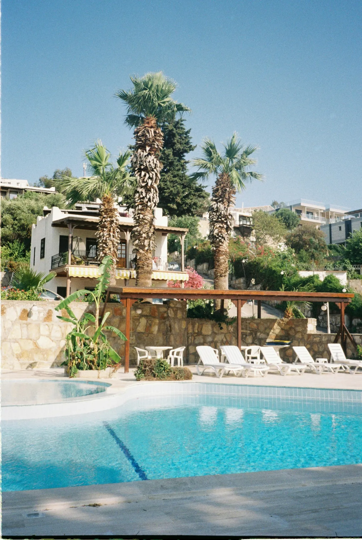 pool cleaning services near me
