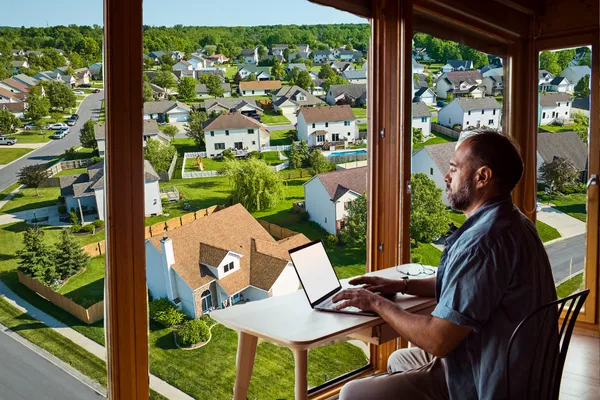 Working Remotely? Top Phoenix Neighborhoods with Home Office-Friendly Layouts