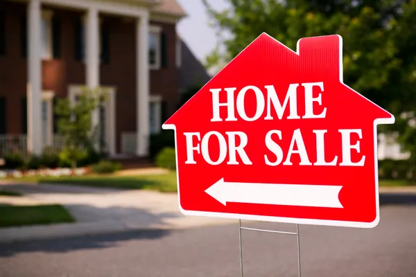 Should You Sell Your Scottsdale Home Now or Wait?