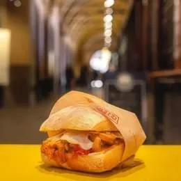 photo of a panini in a marketplace in Padua