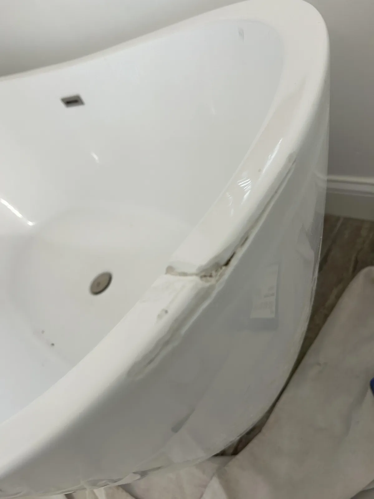 Enhance Your Space with Professional Chip & Crack Repair Services