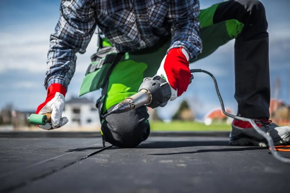 Maintenance Tips to Extend the Life of Your EPDM Membrane Roof