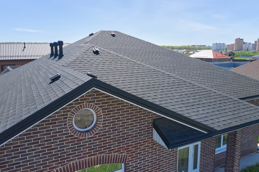 How Long Does a GAF or Owens Corning Roof Lasts in Midwest Conditions