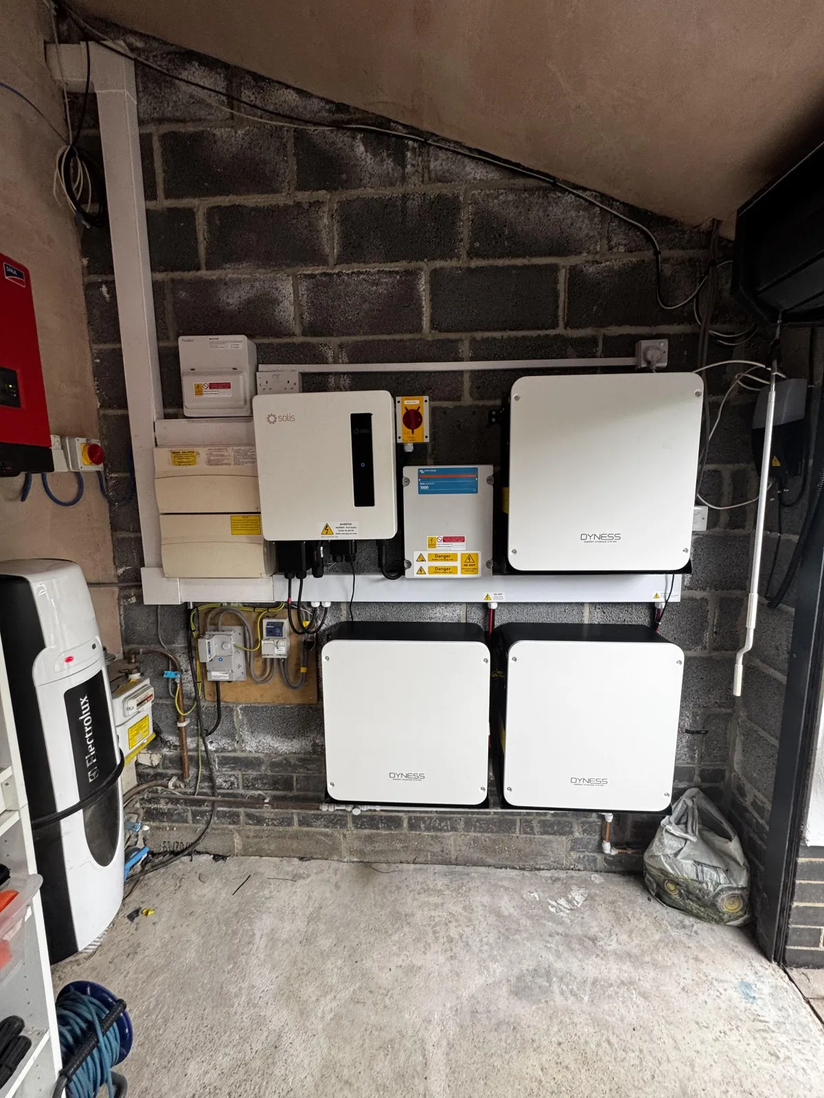 Why Some Battery Only Installation Quotes are Cheaper