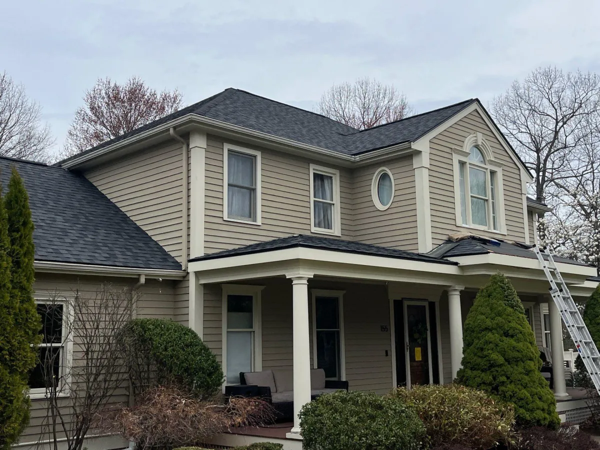 Does a new roof increase home value?