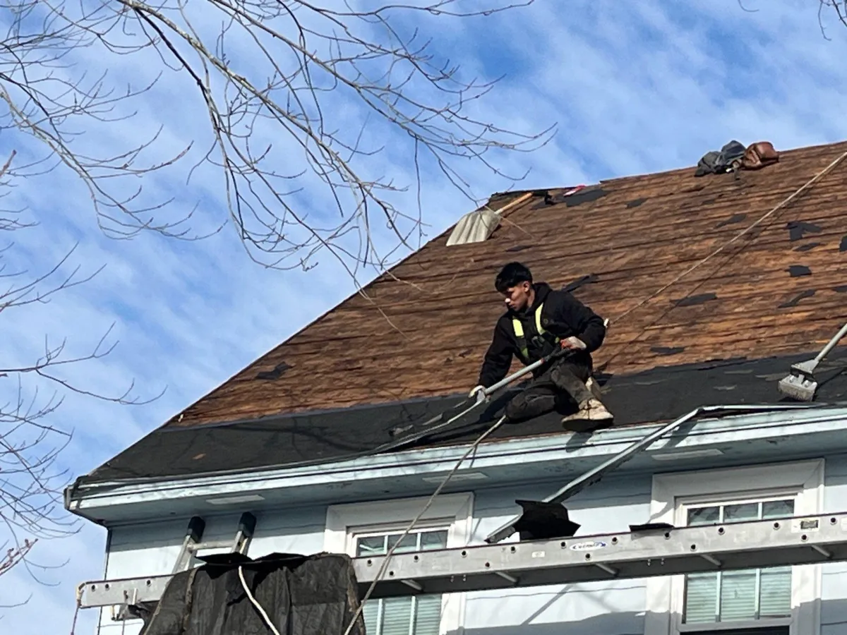 Mobile home roof replacement cost [2025 price guide]