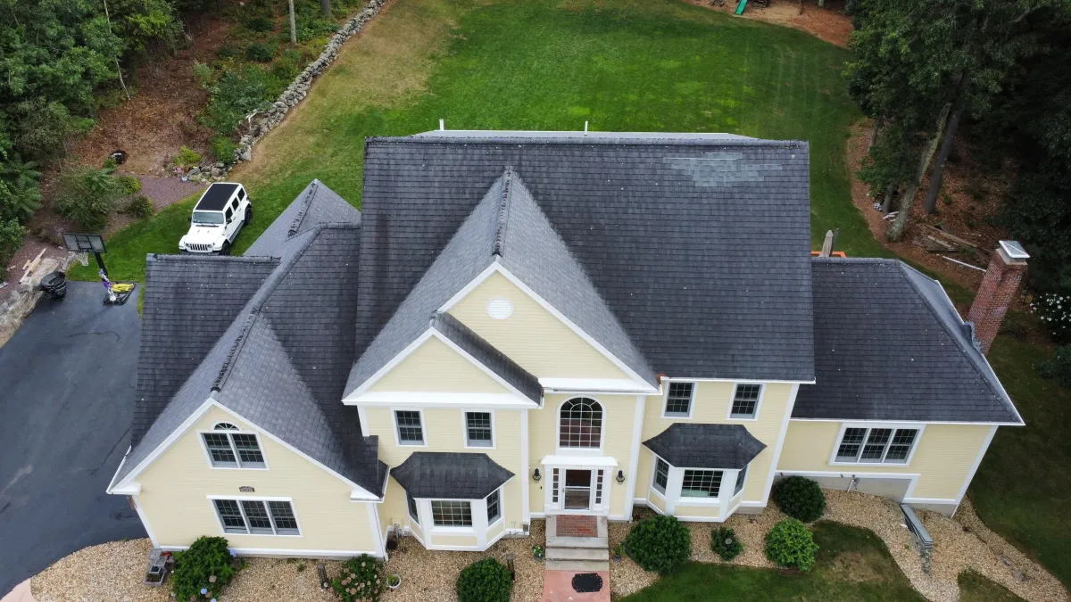 Best Temperature for Roof Shingle Installation | Seasonal Roofing Tips