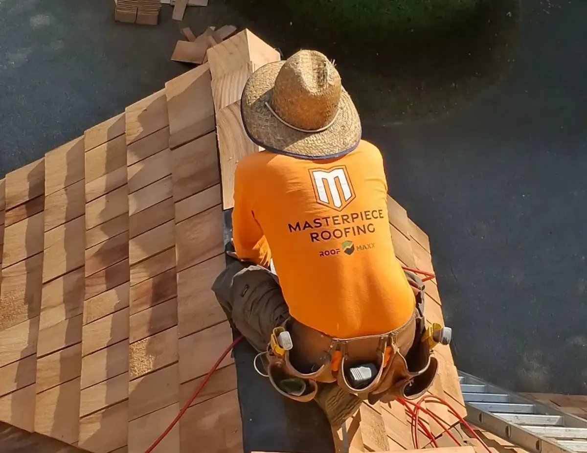 Questions to Ask a Roofer [Homeowner’s Checklist]