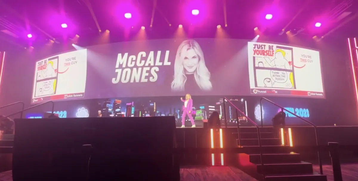 McCall Jones' Unique Presentation Styles for Maximum Success - Insights from Funnel Hacking Live.