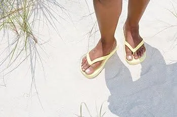 Unveil the dangers of flip flops 