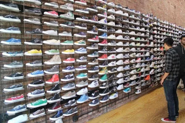 Tips for Choosing Sneakers That Fit Right