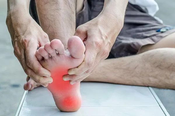 Causes of Foot Arch Pain