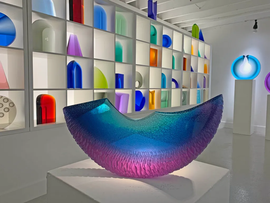 🎨 From Art to Action: How DoorDash Drivers Can Level Up with a Rental Near Habatat Galleries