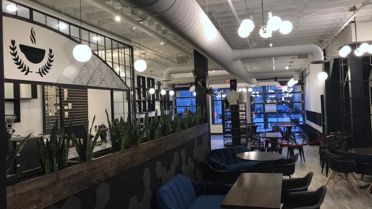 ☕️ Caffeine & Hustle: Why Dessert Oasis Coffee Roasters is the Perfect Pit Stop for Michigan Gig Workers