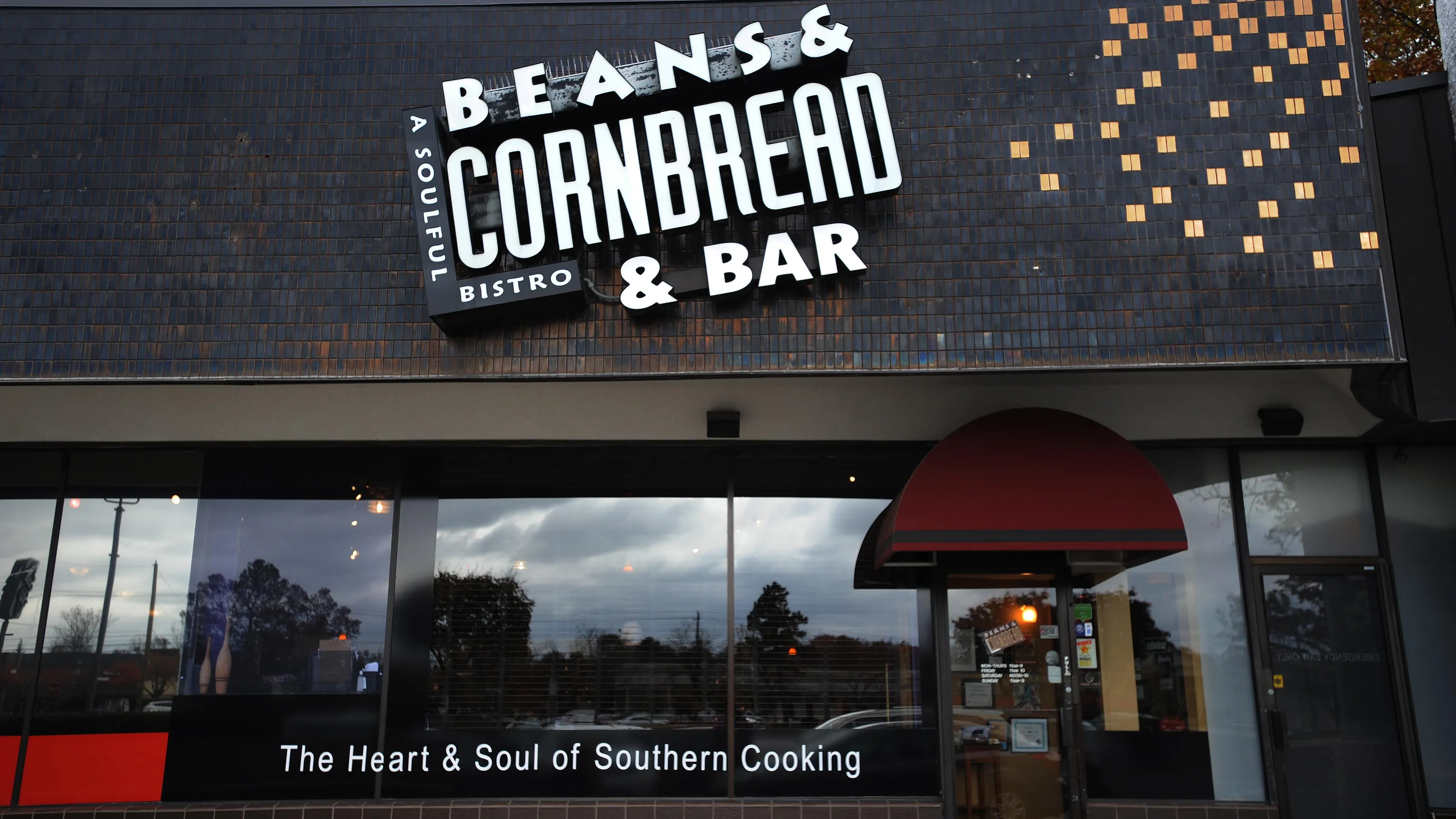 đźš—Deliver with Flavor: Why Gig Drivers Love Beans & Cornbread (and Why You Need the Right Whip to Get There)