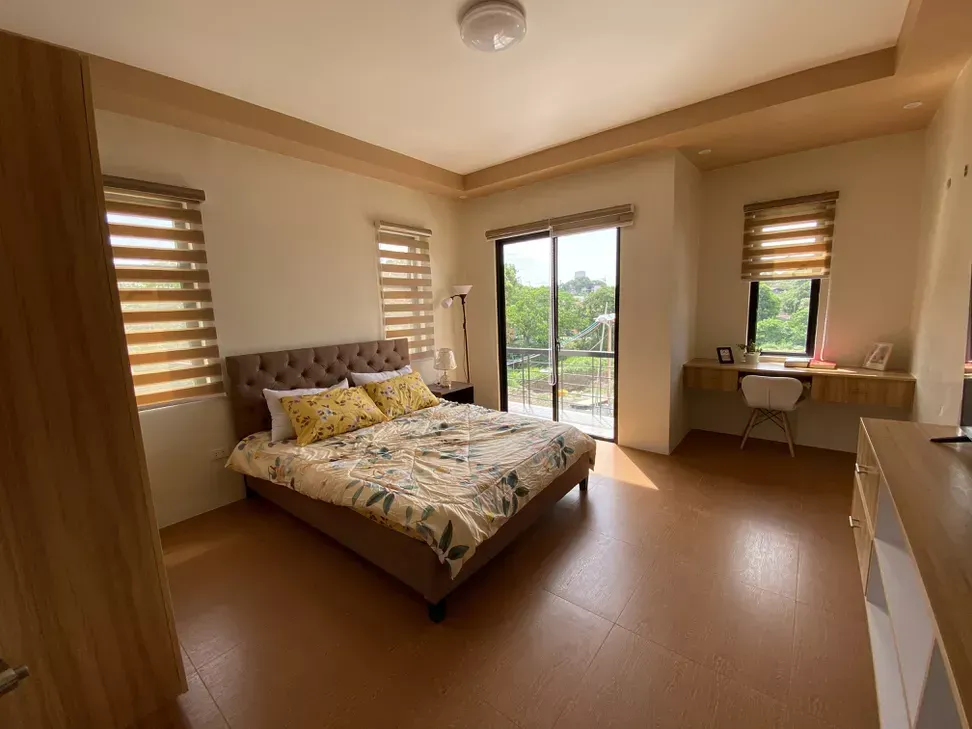 Kathleen Place 5 Master Bedroom