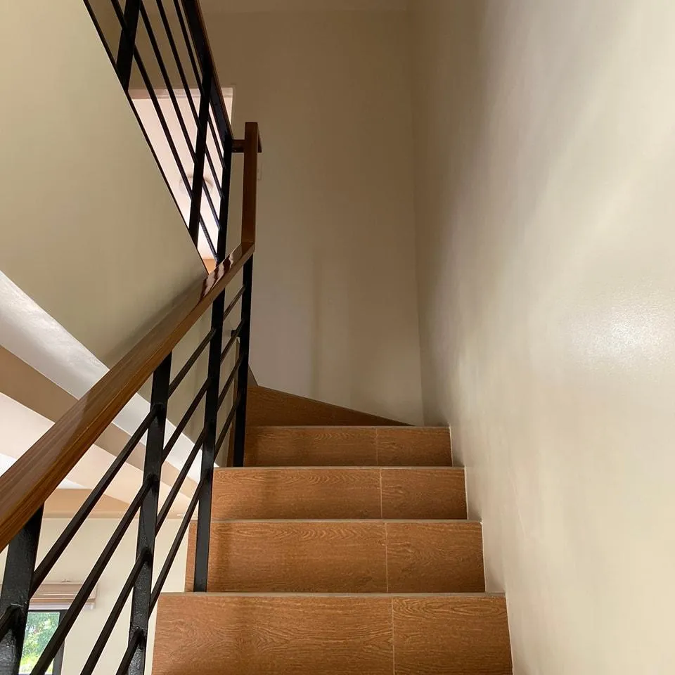 Kathleen Place 5 stairs leading to second floor