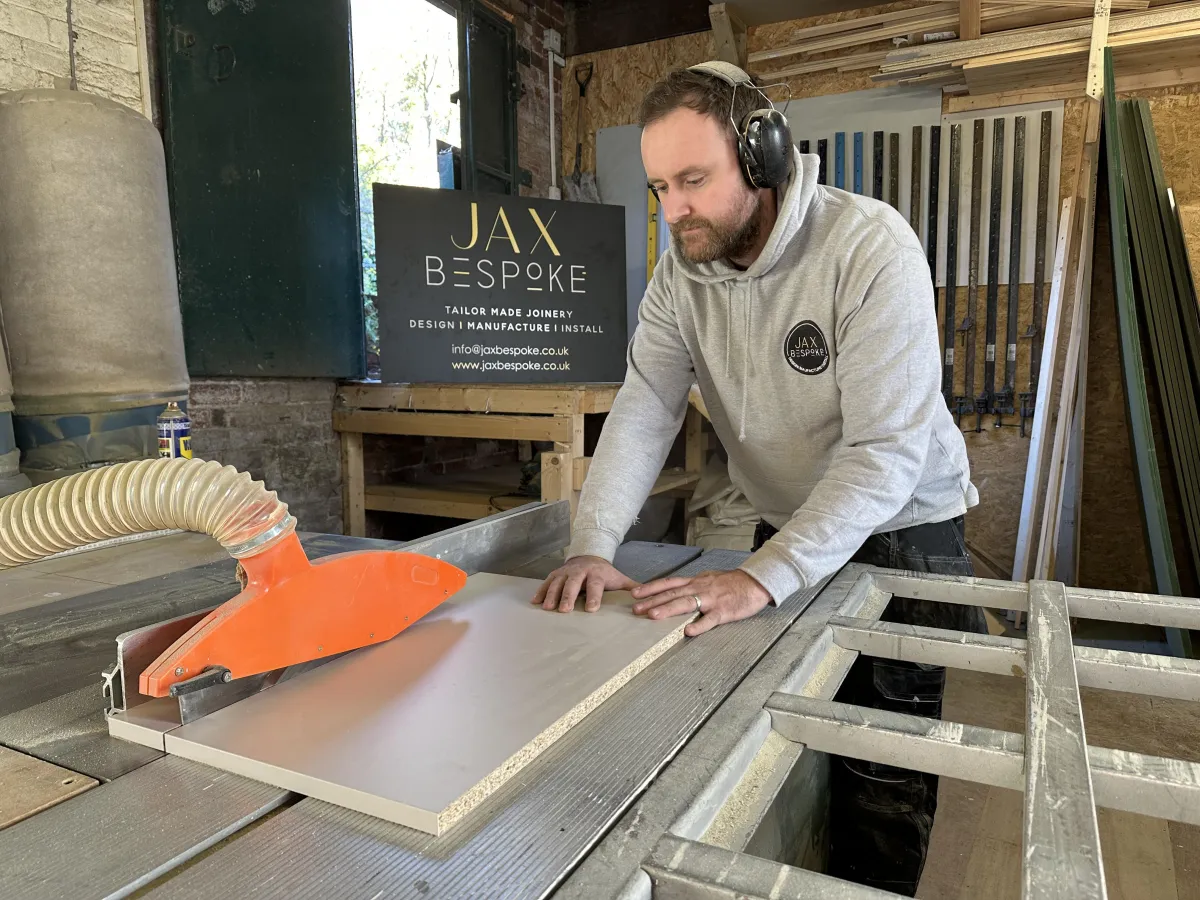 Manufacturing a bespoke fitted wardrobe