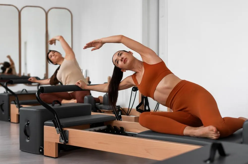 Pilates: Η ολοκληρωμένη μέθοδος για την ενίσχυση του σώματος και τη βελτίωση της ευεξίας