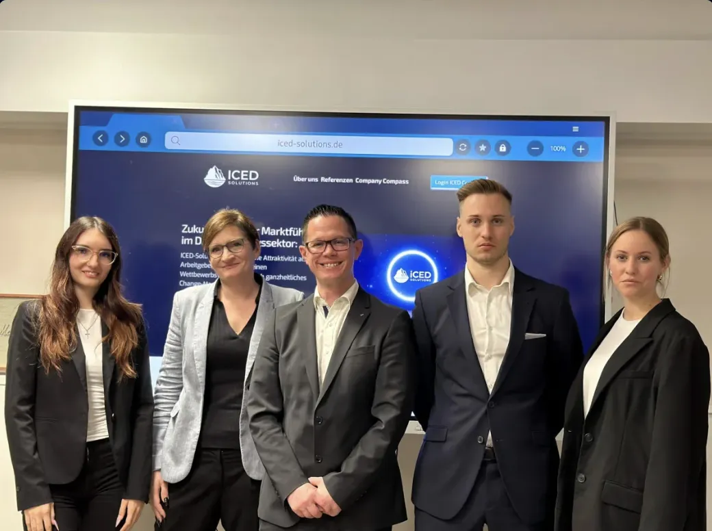 Das ICED-Solutions Team: Pioniere der digitalen Transformation