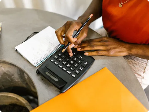 How to Know When Your Business Needs an Accountant