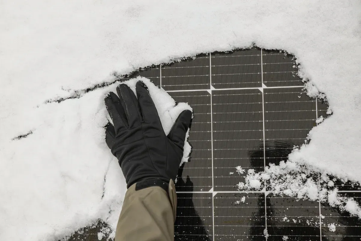 Do Solar Panels Work in the Snow? – Leeds 2026